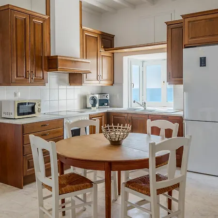 Baybees Sea View * Platis Yialos