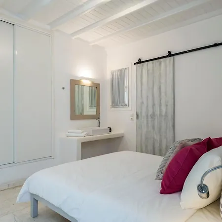 Baybees Sea View * Platis Yialos